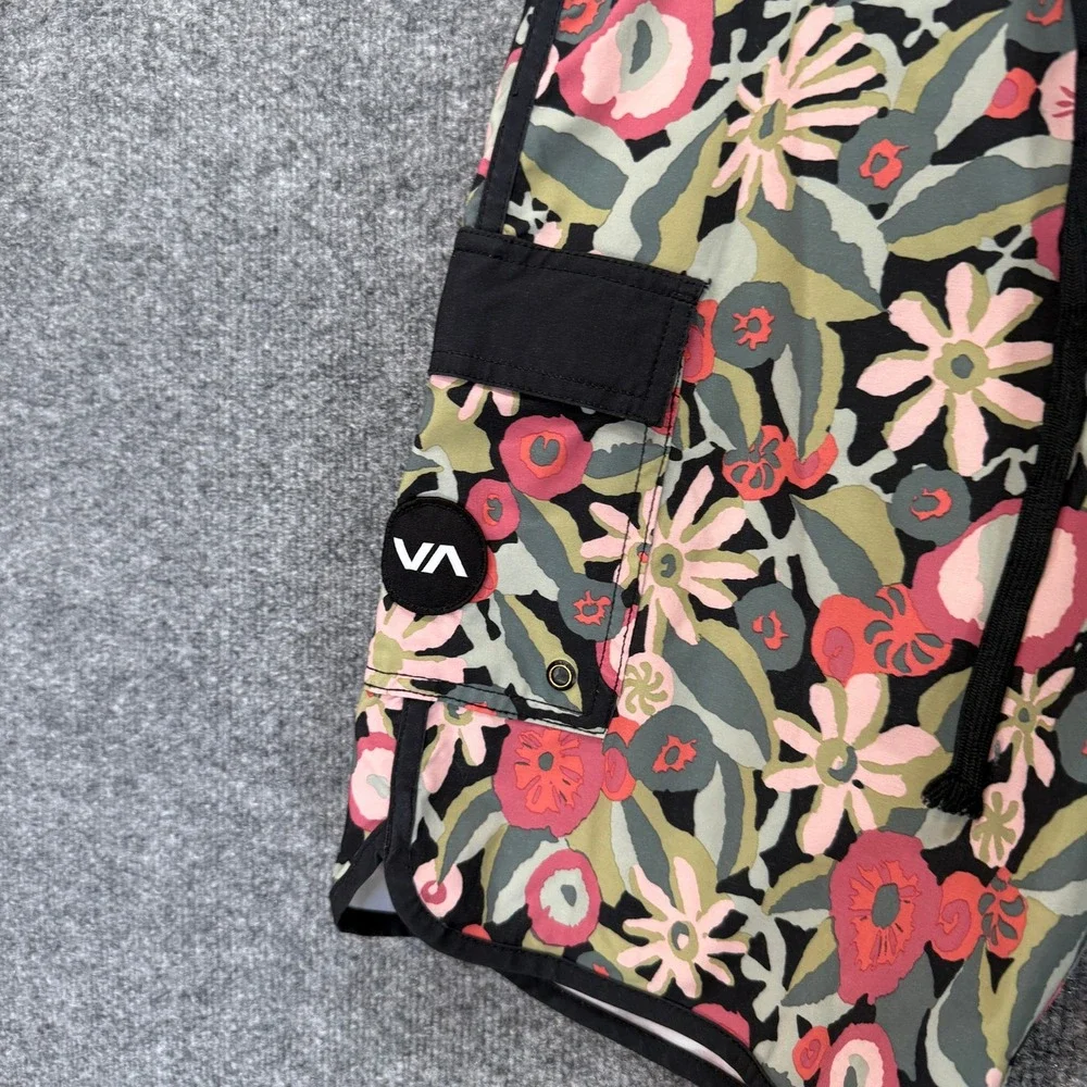 RVCA Board Shorts Mens 29 Multicolor Floral Cargo Pocket Swim Trunks Surf Summer